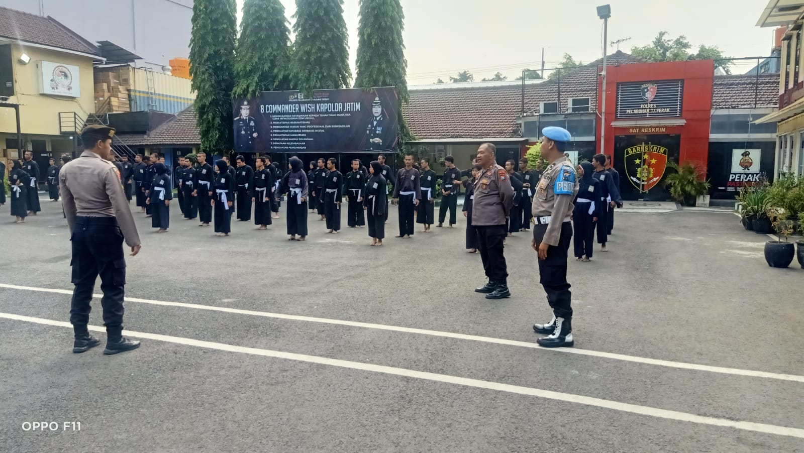 You are currently viewing Polres Tanjungperak Fasilitasi Tempat Latihan Pesilat Untuk Ajang Silaturahmi dan Prestasi